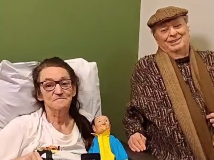Marquito recebe Raul Gil em clínica de reabilitação