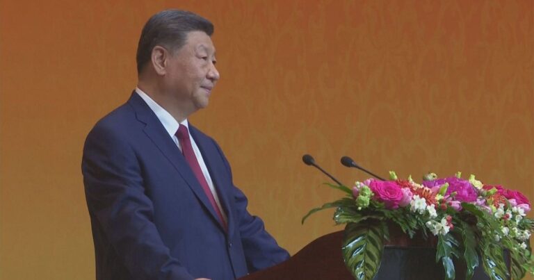 China oferece inteligência artificial gratuita para o mundo