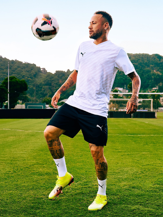 Neymar iguala marca histórica de Pelé em Copas