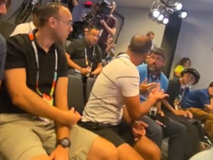 Marcelo Courrege protagoniza discussão e interrompe coletiva de Marrocos