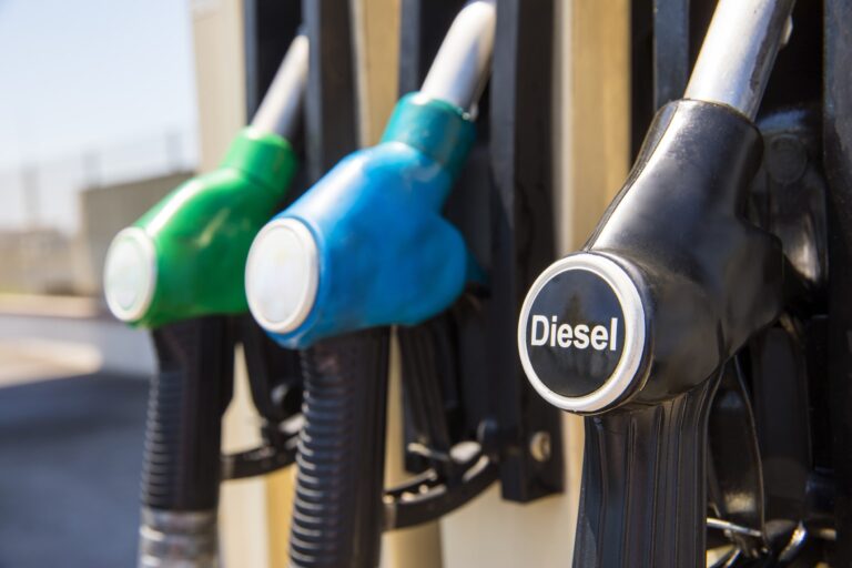 Governo elimina subsídio de R$ 0,35 por litro de diesel