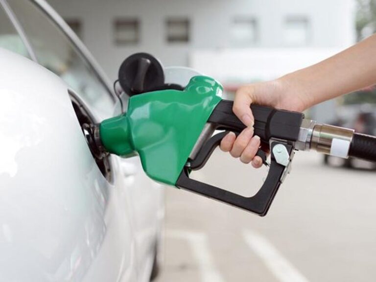 Governo prorroga subsídio da gasolina por mais dois meses