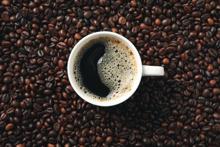 Café robusta cai em Londres; mercado arabica segue pausado
