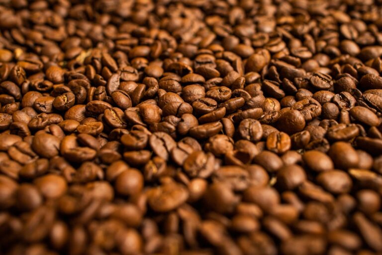 Café amplia recuperação com alta de 4,58% em Nova York