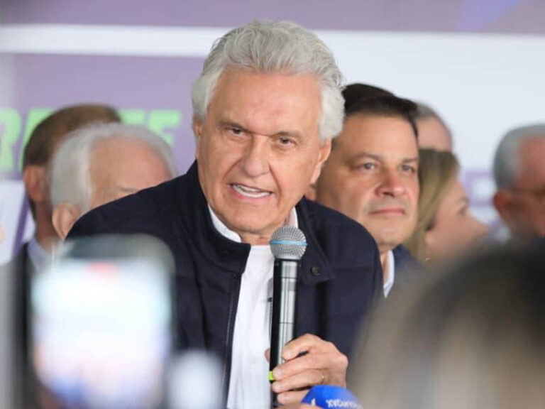 Caiado promete indulto a Bolsonaro se eleito presidente