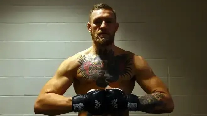 McGregor provoca Holloway antes de revanche histórica no UFC 329