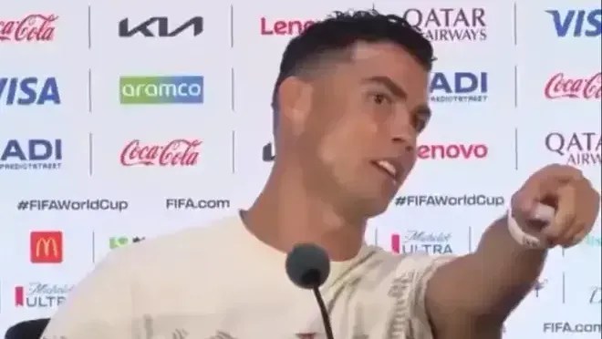 Cristiano Ronaldo alfineta jornalista em coletiva pré-jogo