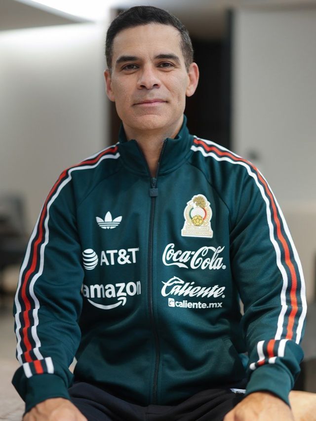 México oficializa Rafa Márquez como novo treinador