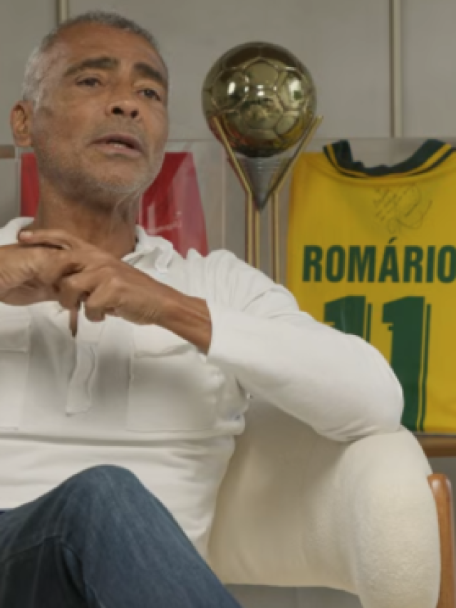 Romário critica Ancelotti e sugere rescisão de contrato