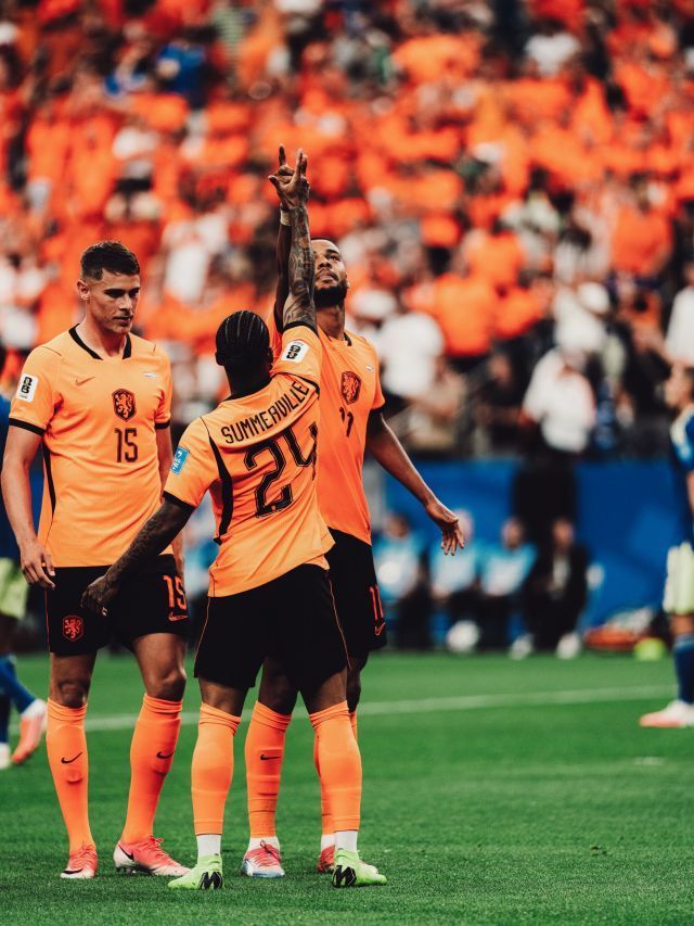 Gakpo se emociona ao marcar gol na Copa do Mundo