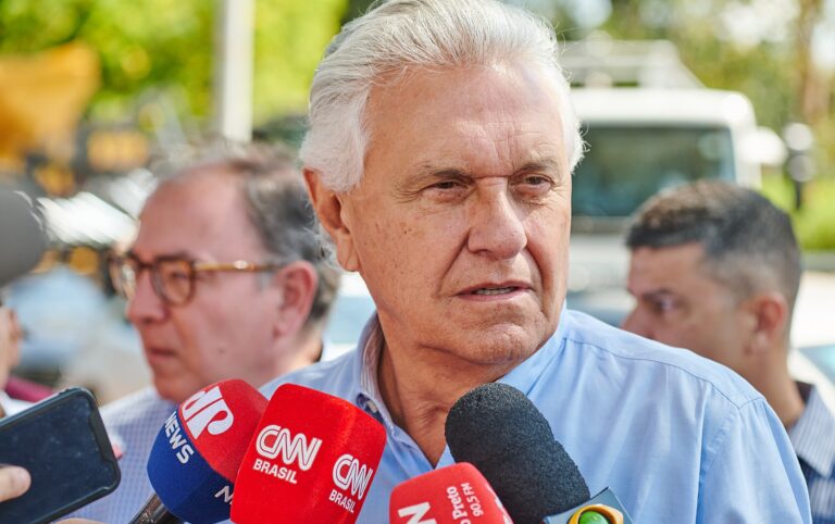 Caiado critica disputa entre Lula e Bolsonaro na eleição 2026