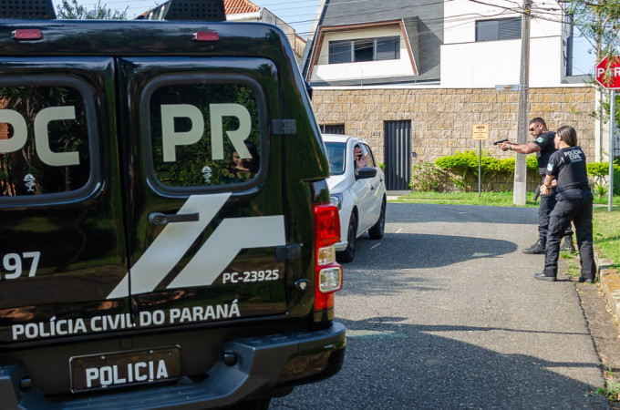 Polícia Civil prende foragido por tráfico de drogas em Piraquara