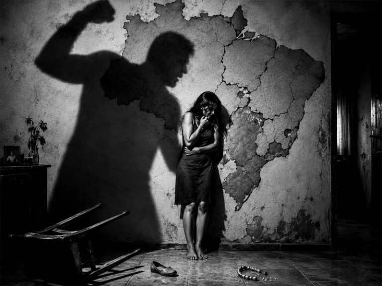 Brasil registra crescimento de feminicídios em 2025