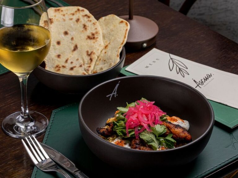Áscua reinaugura com cardápio autoral inspirado em sucessos