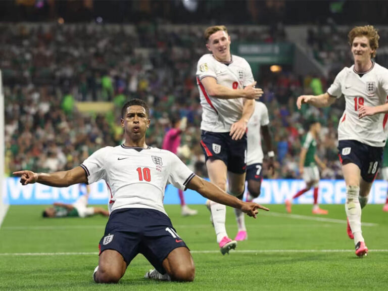 Inglaterra avança às quartas com vitória sobre México