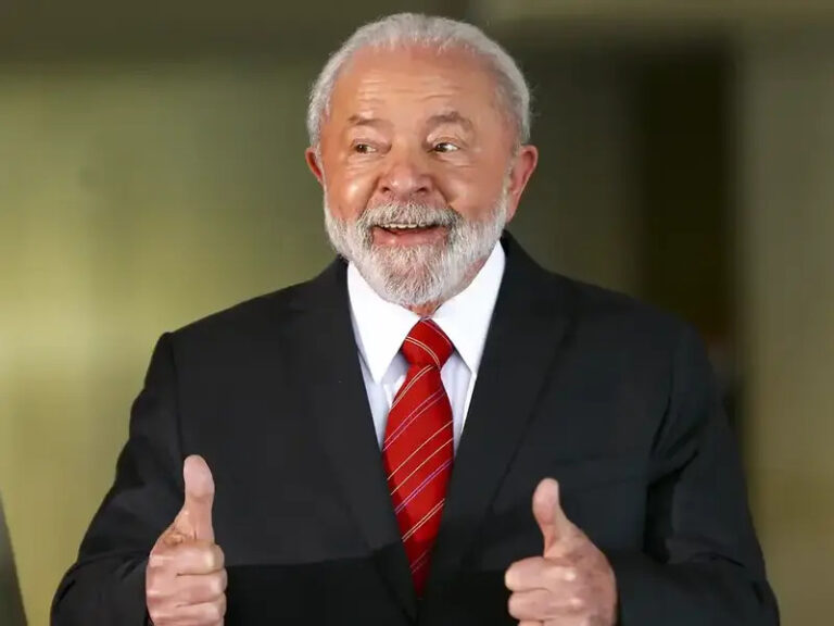 Governo Lula desembolsa recorde de R$ 34 bilhões em emendas antes das eleições