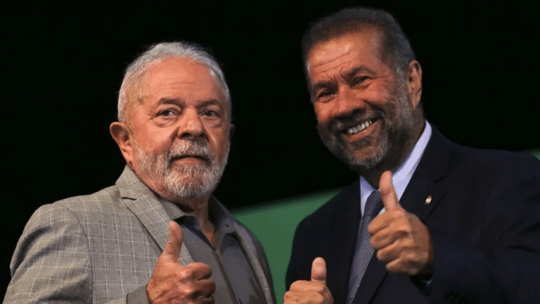 Ex-ministro demitido por fraudes no INSS declara apoio a Lula
