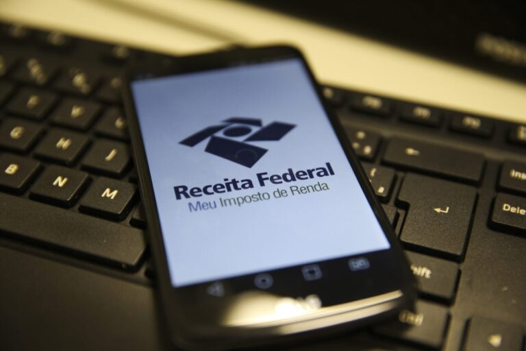 Receita Federal libera consulta ao 3º lote de restituição do IRPF