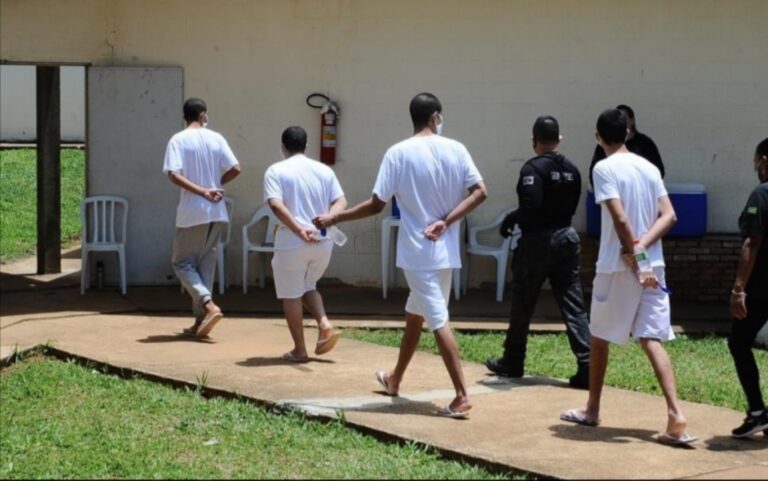 Apoio a punição de menores como adultos sobe para 70%