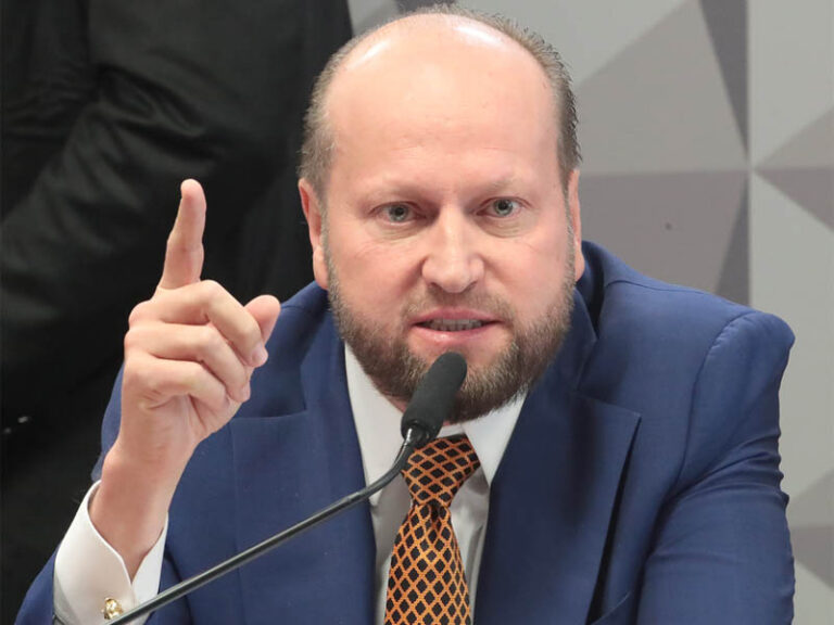 Operação Distrato: advogado investigado no escândalo do INSS é alvo da PF
