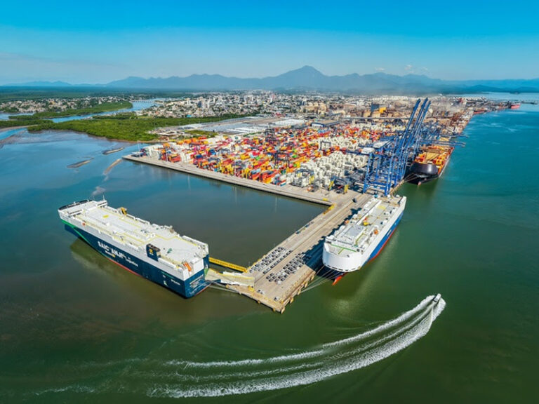 Porto de Paranaguá dobra movimentação em sete anos
