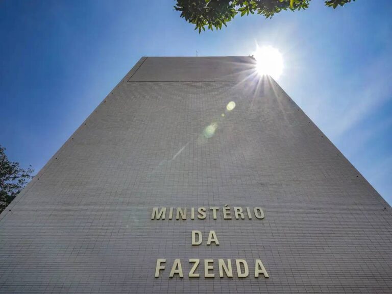 Fazenda avalia impacto reduzido de tarifas dos EUA