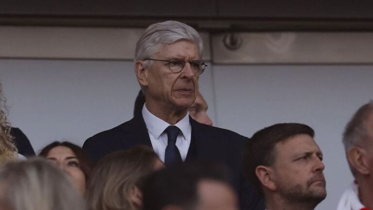 Wenger crava título francês, mas vê Espanha tecnicamente superior