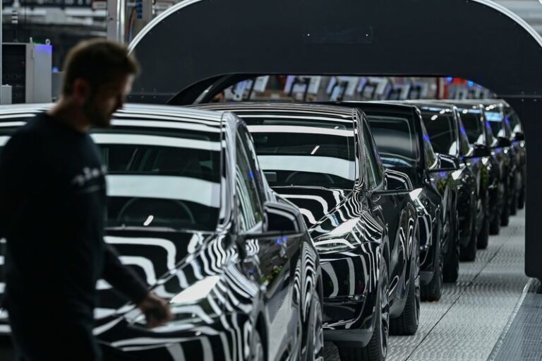 EUA pedem tarifa menor para carros do Brasil, mas criamcontradição