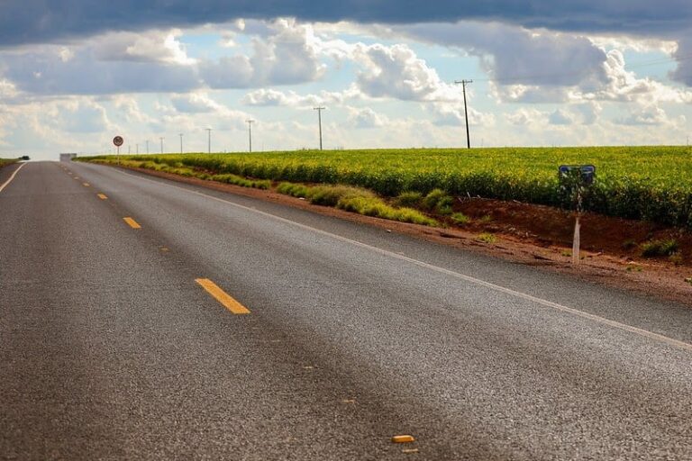 Famato esclarece regras sobre faixas de domínio em rodovias federais