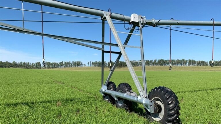 Setor agrícola reforça discussão sobre expansão da irrigação no Brasil