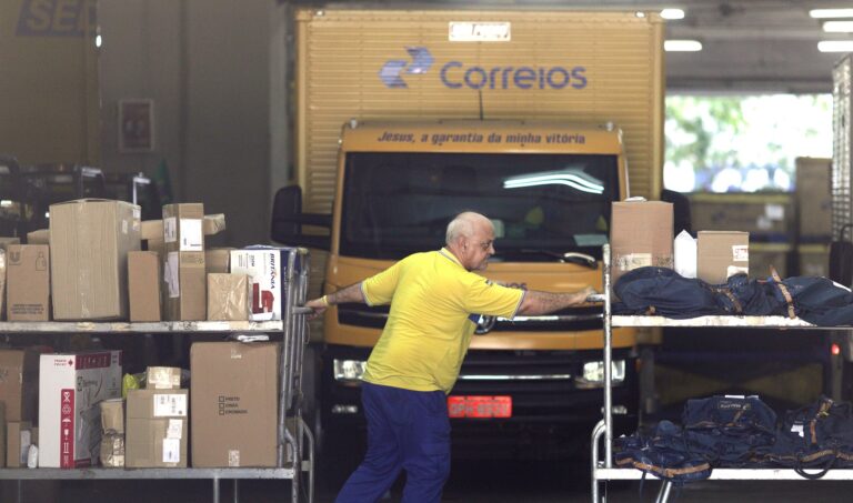 Correios encerra semestre com prejuízo de R$ 5,5 bilhões
