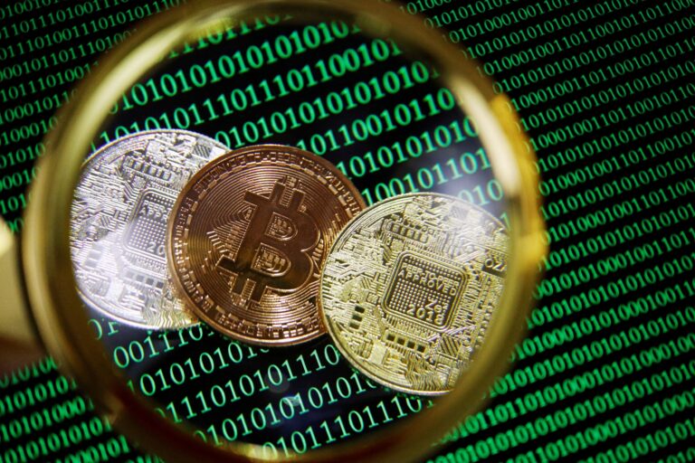 Bitcoin cai desalinhado de tecnológicas com ataque hacker a carteiras