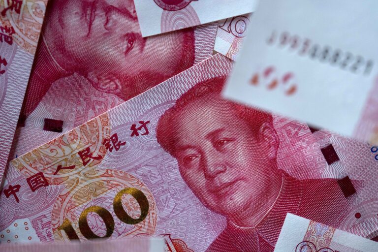 China registra queda inesperada em empréstimos bancários em julho