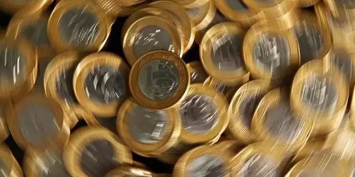 Taxas dos DIs têm variações contidas sob influência de pesquisas eleitorais