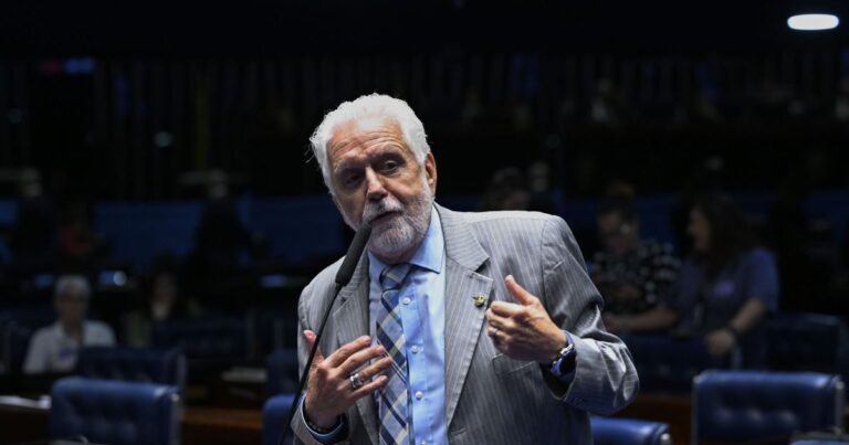 Jaques Wagner pede adiamento de depoimento à PF sobre caso Master