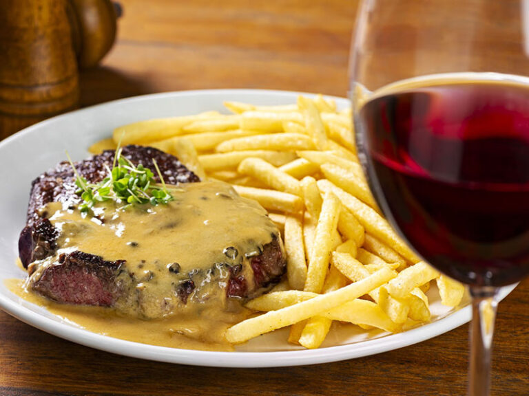 Restaurante Maria Eugênia oferece programação especial no feriadão de setembro