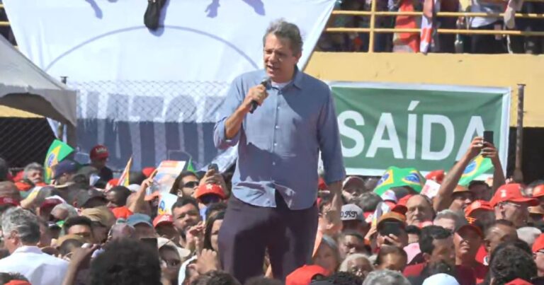 Haddad lança campanha ao governo de São Paulo em ato com Lula