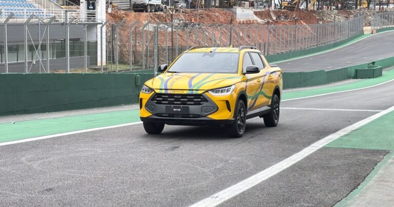 BYD apresenta picape Mako em amarelo em Interlagos e gera especulação