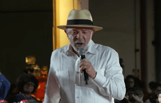 Lula enfrentará multa por pedidos de voto em convenção na Bahia