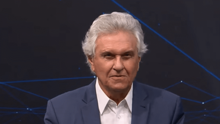 Caiado ironiza ausência de rivais em debate de campanha