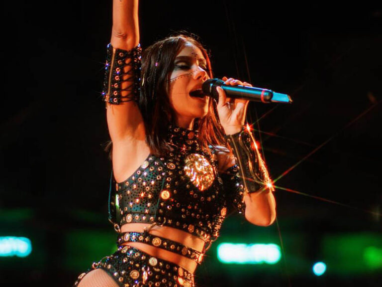 Anitta anuncia turnê de pré-carnaval 2027 com shows em Belém, Recife e Belo Horizonte