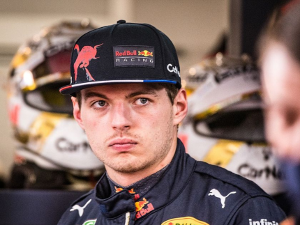 Verstappen renova com Red Bull até 2030 após meses de incerteza