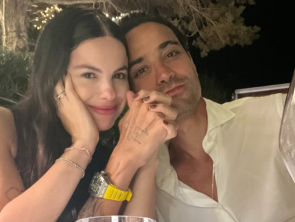 Sthefany Brito se declara ao marido e celebra 15 anos de relacionamento