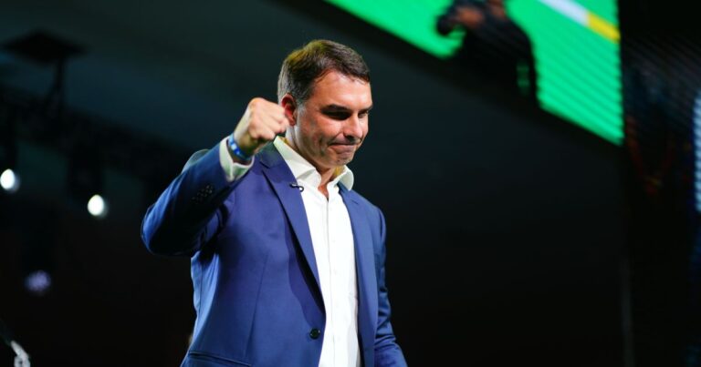 Flávio insiste com PP e Republicanos; Podemos aguarda posição