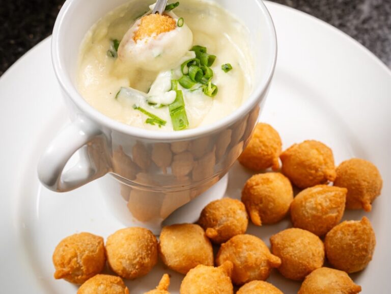 Fondue de coxinha vira opção de happy hour no inverno de Curitiba