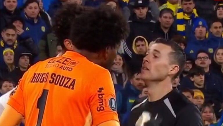 Corinthians repudia racismo contra goleiro Hugo Souza na Argentina