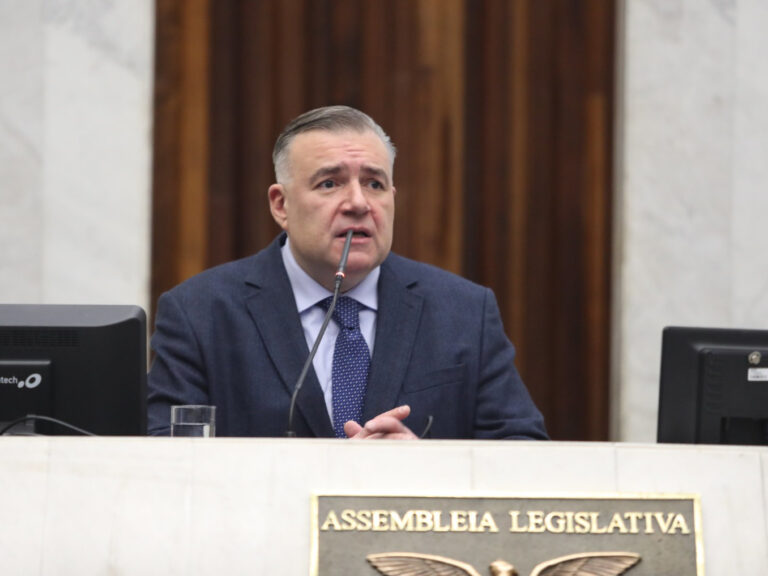 CCJ do Paraná analisa três projetos de Ney Leprevost sobre saúde pública
