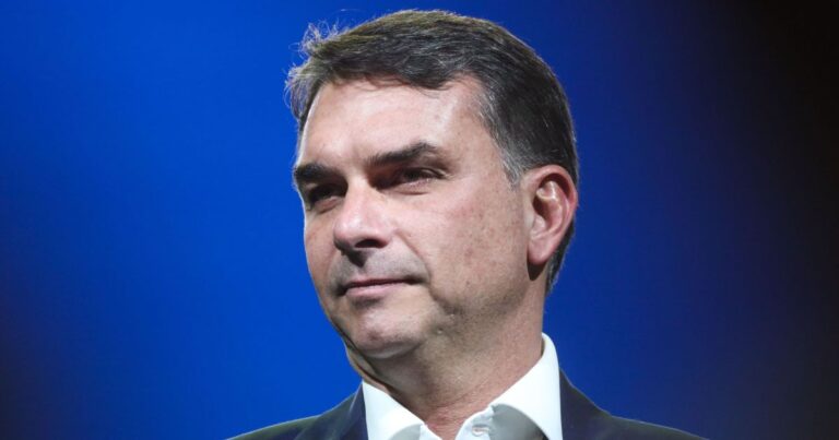 Flávio antecipa anúncio de vice para evitar risco de judicialização