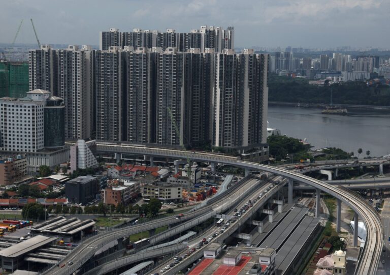 Indústria do Sudeste Asiático cresce com PMI em 52,8