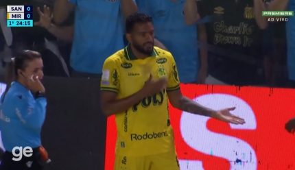 STJD pode julgar Santos após torcedor cuspir em jogador do Mirassol